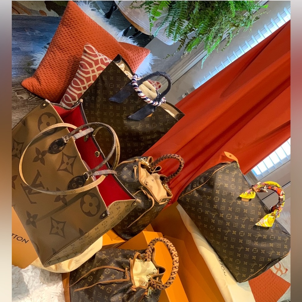 🔥LV up 🔥to 20% off 🔥 your “likes”TODAY - Picture 4 of 16